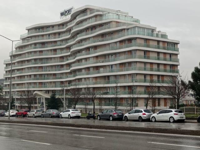 VIAPORT HOUSES & SUIT SITESINDE BÜYÜK TIP SATILIK 1+1 DAIRE