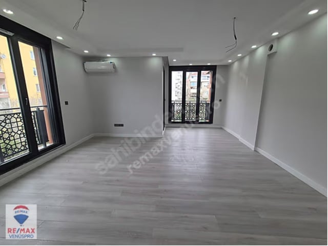 PRESTIJLI SITE MANOLYA EVLERI'NDE 3+1 DUBLEKS