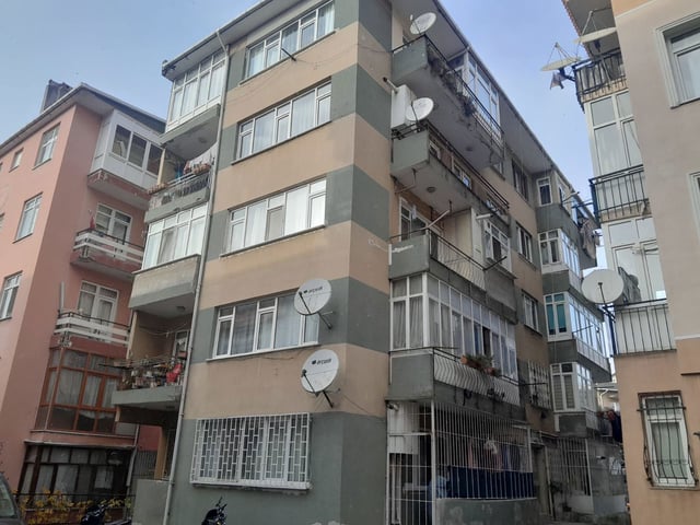 KARTAL BAŞAK MARMARAY İSTASYONU YAKININDA KIRALIK 3+1 DAIRE