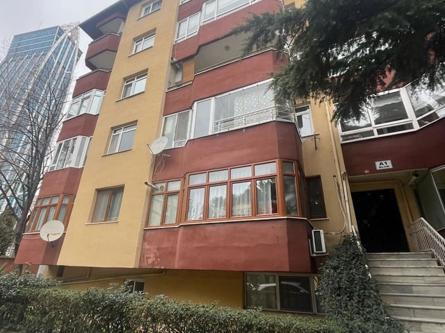 SİTE İÇERİSİNDE SATILIK 3+1