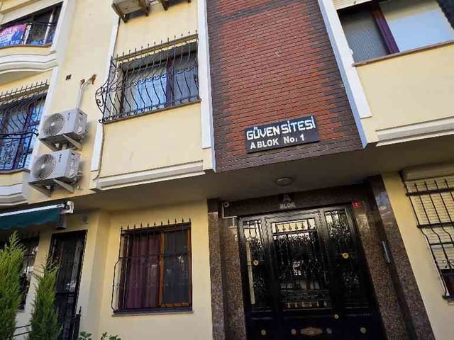 REMAX KAYA FLORYA ŞENLİKKÖY FERAH 4+1 KİRALIK DAİRE
