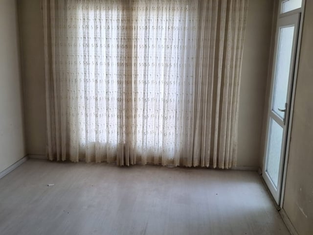OSMANİYE MERKEZDE İSTİKLAL MAH. MİGROS'A YAKIN SATILIK 3+1 DAİRE