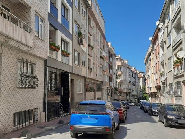 BEYOĞLU KULAKSIZ'DA SATILIK 2+1 FIRSAT DAİRE.