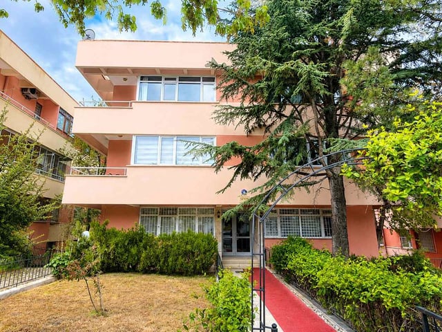 ÇANKAYA BÜYÜKESAT KOZA SOKAK'TA 2+1 SATILIK DAİRE