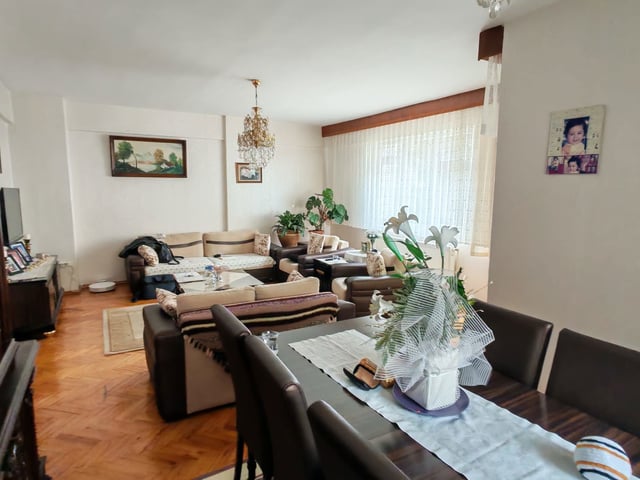 MALTEPE MERKEZI KONUMDA GENIŞ VE FERAH 3+1  DAIRE