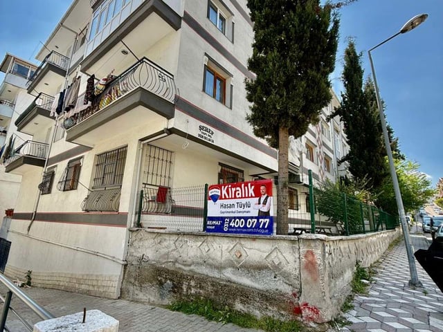 TOPÇU MAHALLESİ MERKEZİ KONUMDA 2+1 FULL YAPILI KİRALIK 90M2 DAİRE