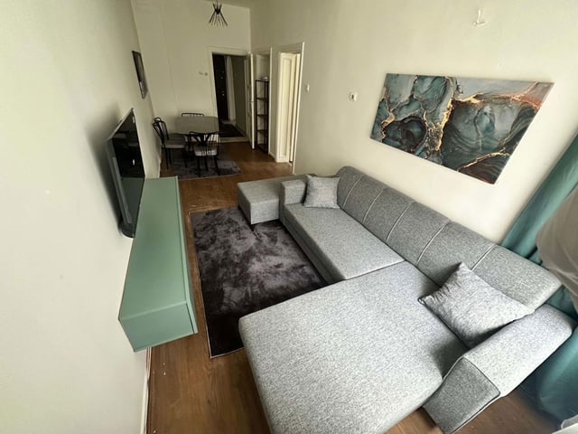BÜLBÜLDERESI CD. ÜZERI ULAŞIMI KOLAY EŞYALI KIRALIK DAİRE