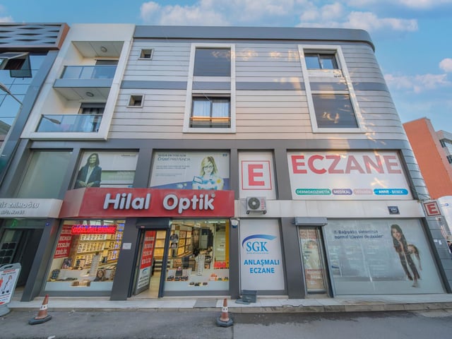 ÇİĞLİ ESENTEPE MAHALLESİ 'NDE SIFIR, GENİŞ KİRALIK 1+1 DAİRE