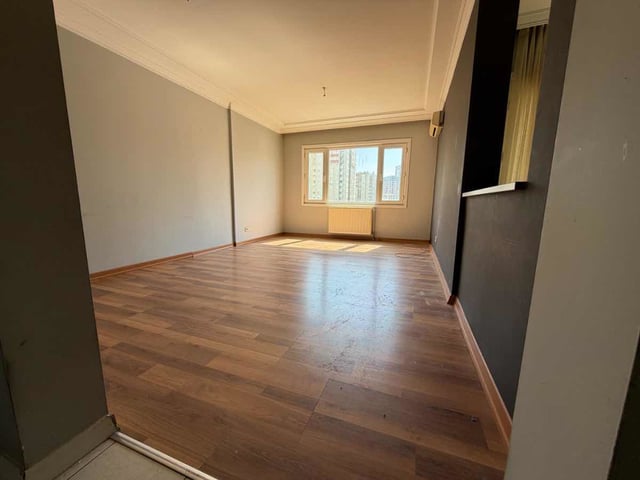ÜMRANIYE SOYAK BAMBU SITESI'NDE SATILIK 2+1 DAIRE