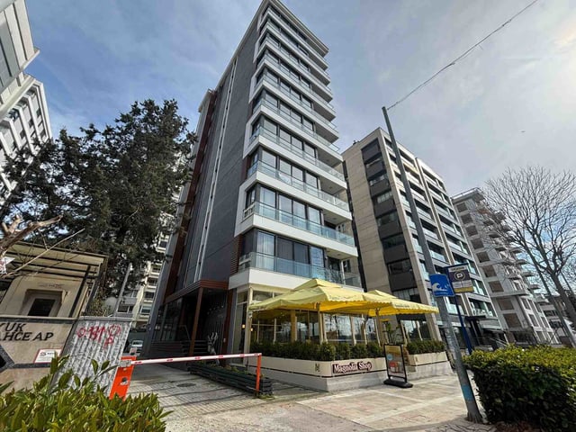 FENERBAHÇE DENİZ MANZARALI 406M² KATTA TEK KİRALIK ARA DUBLEKS