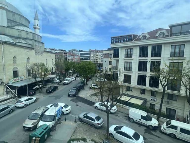 BAHÇELİEVLER KAPALI MUTFAK 2+1 DAİRE