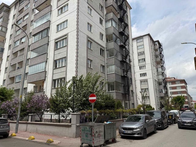 ÇARŞI MERKEZDE SİTE İÇİ OTOPARK/ASANSÖR/ SATILIK 3+1 DAİRE