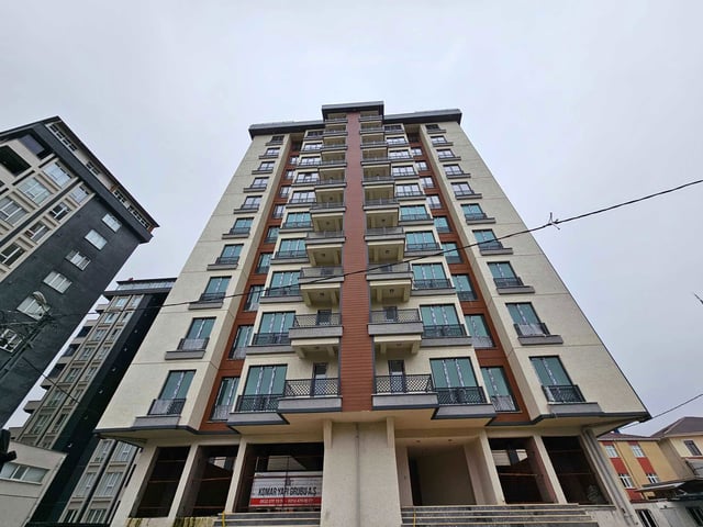ÇEKMEKÖY TAŞDELEN'DE 2+1 SIFIR ARA KAT DAİRE