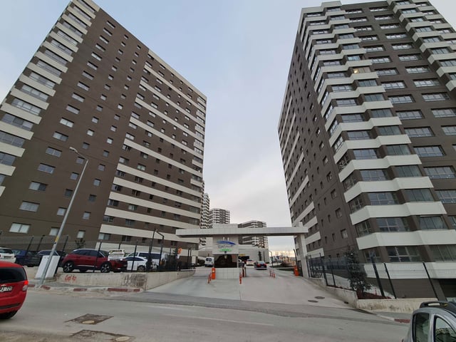 KAŞMIR YONCA SITESINDE KİRALIK 4+1 ÖN CEPHE DAIRE