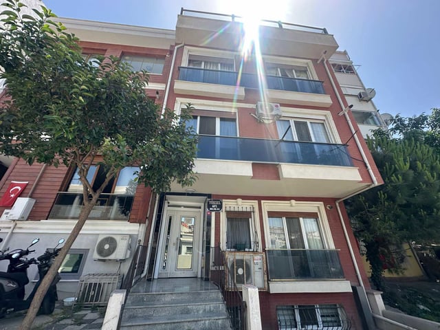 KADIKÖY HASANPAŞA GAZHANE YANI YENİ BİNA KİRALIK 1+1 TEMİZ DAİRE