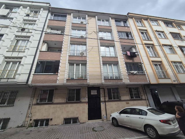 ESENYURT BALIKYOLU MAHALLESİNDE KAÇIRILMAYACAK 2+1  FIRSAT DAİRE!!