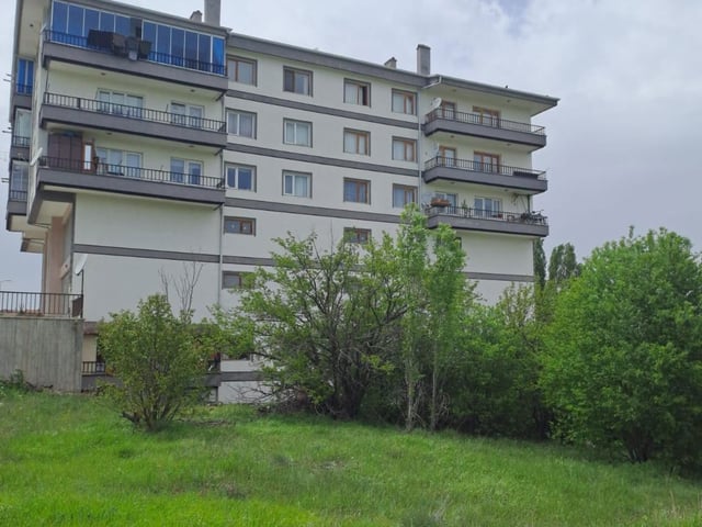 PURSAKLARIN ALTINOVA MERKEZİNDE GENİŞ 3+1 SATILIK ASANSÖRLÜ OTOPARKLI