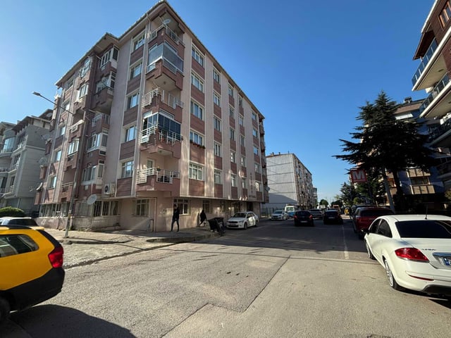 REMAX ŞEHİR MARMARA CADDESİNDE ASANSÖRLÜ KİRALIK 3+1 120 M2