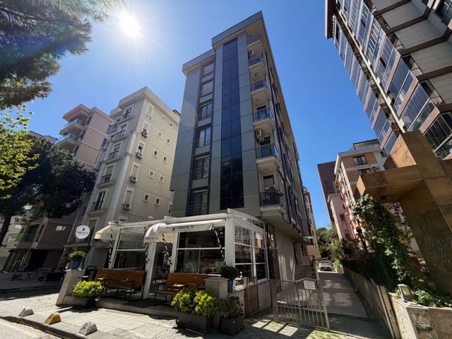 ERENKÖY DİVANIN SOKAĞINDA 3+1 VATANDAŞLIĞA UYGUN BOŞ DAİRE