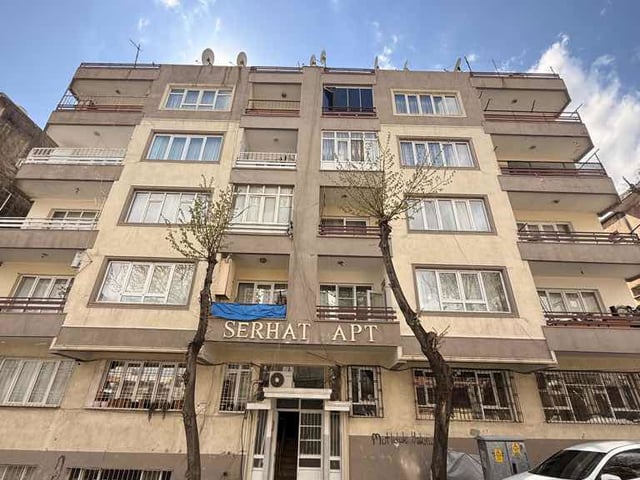 RE/MAX EDE'DEN GAZİ PAŞA MAHALLESİNDE SATILIK GENİŞ 2+1