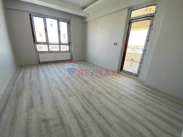 REMAX KATILIM 30 AĞUSTOSDA 4+1 SATILIK DAİRE