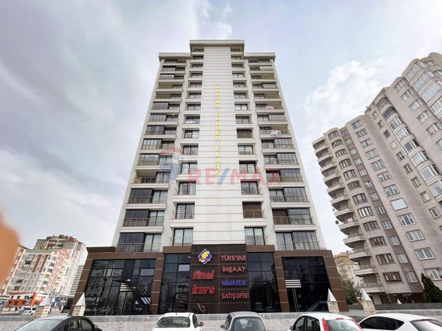 ŞEHRİN EN GÜZEL PROJESİNDE SATILIK 5+1 DAİRE