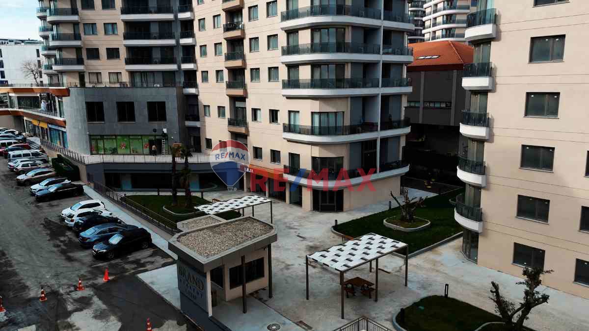 BRAND ATAKENT 1. ETAP’TA BALKONLU, KLİMALI ANKASTRELİ  LÜKS 1 + 1 SATILIK DAİRE