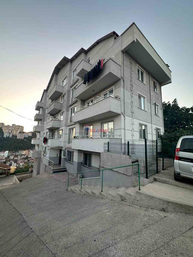 REMAX DREAM'DEN TAVŞANTEPE'DE 3+1 SATILIK DAİRE