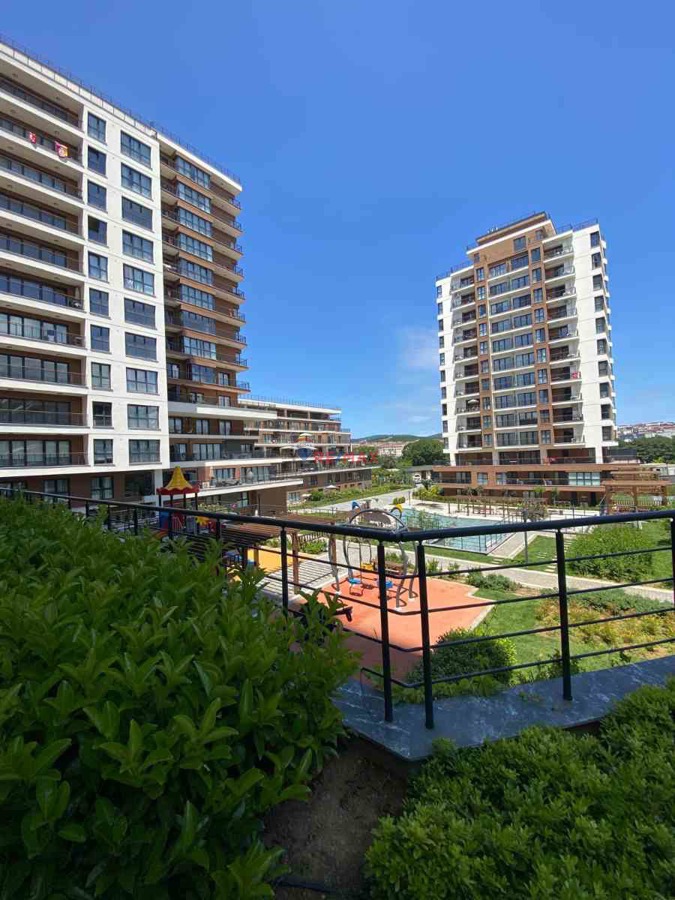 NARLI BAHÇE EVLERİ NARLIBAHÇE GİYİNME ODALI 2+1 BALKONLU DAİRE