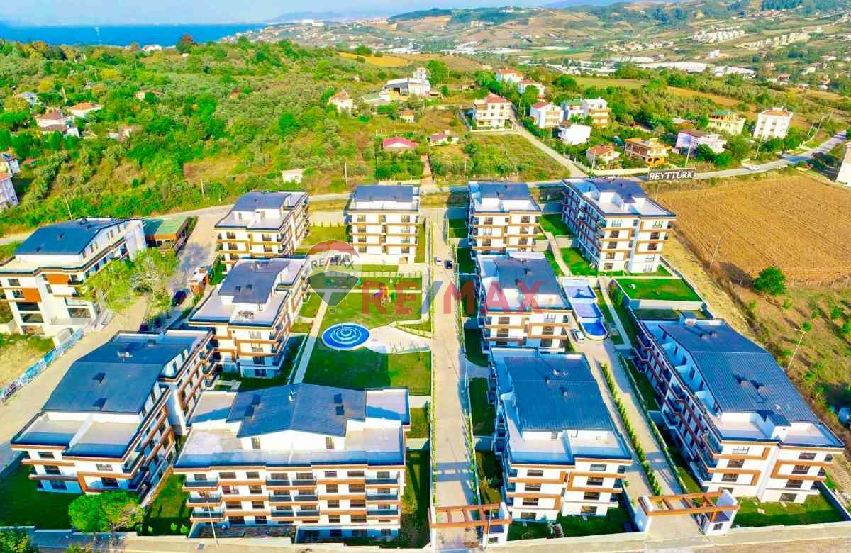 RE/MAX ŞEHİR 2'DE KORU'DASATILIK DENİZ MANZARALI 1+1 DAİRE