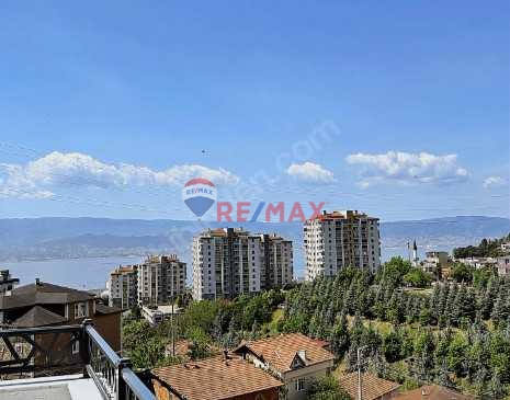 İZMİT 'TE. DENİZ MANZARALI, YERDEN ISITMA 2+1 DUBLEXS SIFIR DAİRE