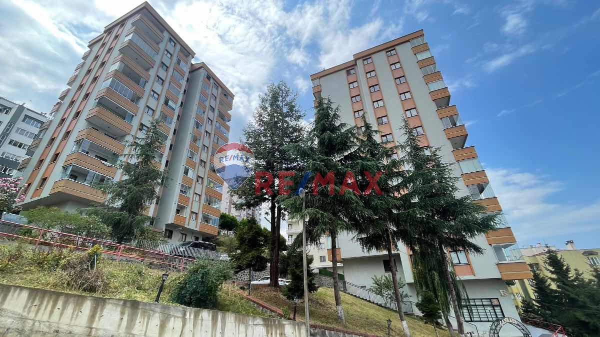 1NOLU BEŞİRLİ'DE DENİZ MANZARALI 4+1 DAİRE