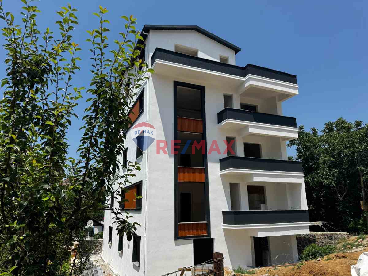 FEN LİSESİ YANI SATILIK BAHÇE DUBLEKS