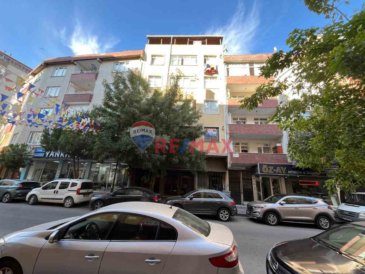 GEBZE HACIHALİL MAH. GENİŞ TERASLI SATILIK 4+1 DAİRE