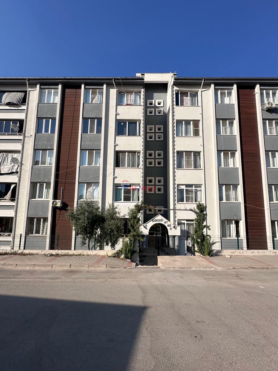 KARAHASANLI ÇAKMAK BÖLGESİNDE MÜKEMMEL KONUM DAİRE