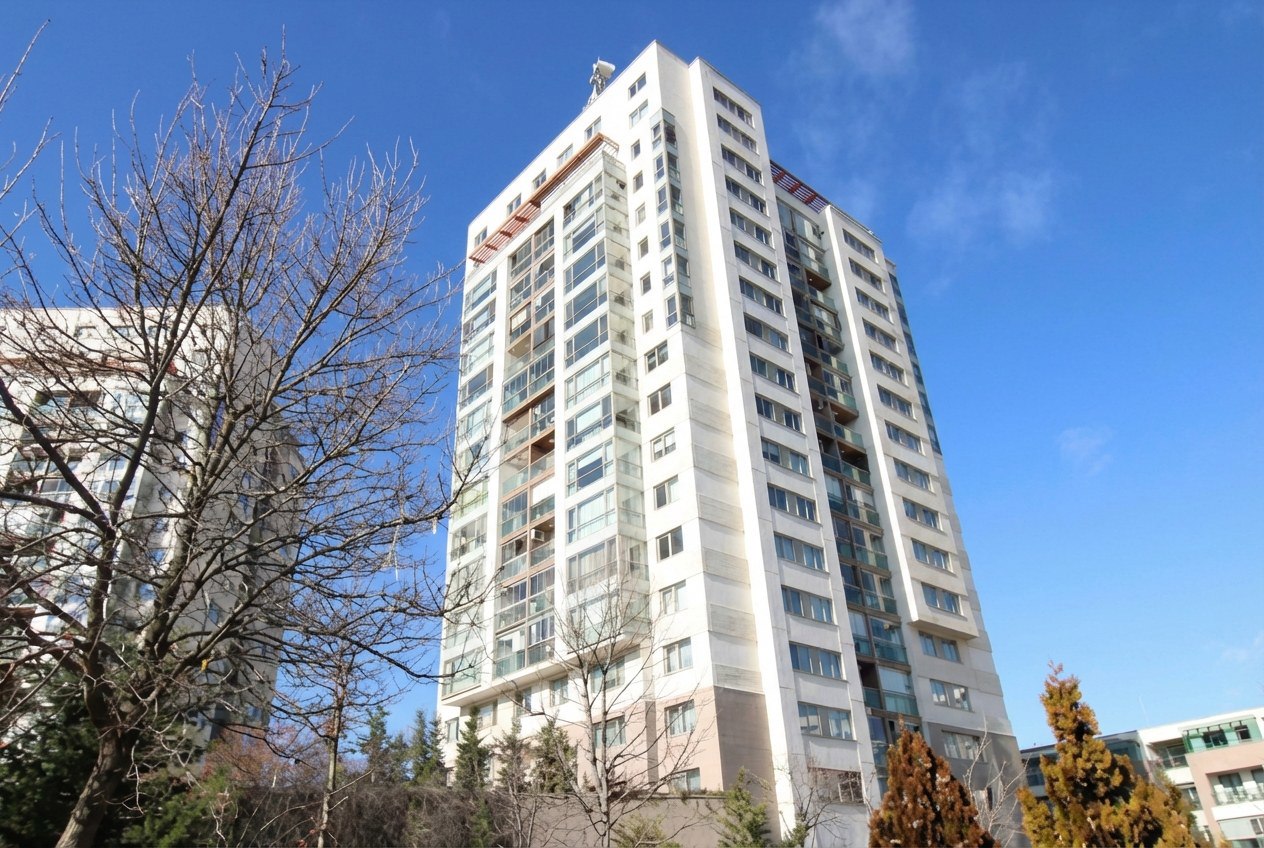 PARK VADI SITESI KATTA EŞYALI 4+1 SATILIK DAIRE