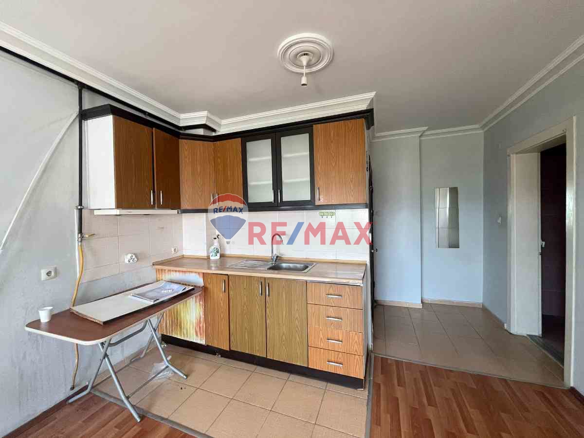 REMAX DEN TEKIRDAĞ ERGENE MARMARA SITESI'NDE 1+1 SATILIK DAIRE