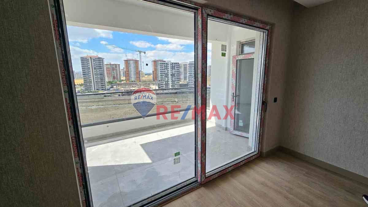 REMAX NEPTÜN'DEN GÖKSU PARKINA YAKIN SATILIK SIFIR DAIRE