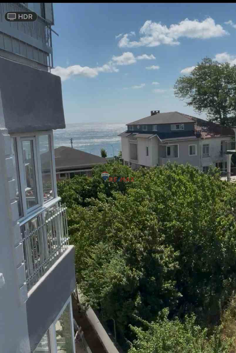 KUMBURGAZ'DA DENİZE SIFIR, SİTE DAİRESİ,YAZLIK