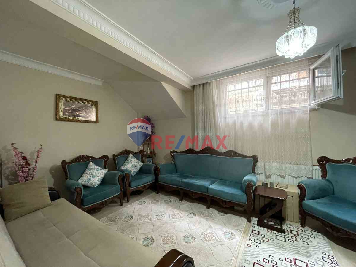 NAMIK KEMAL'DE GENİŞ BAHÇELİ 3+1 FIRSAT DAİRE!