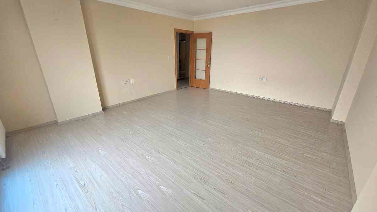 İSTANBUL KARTAL YAKACIK ÇARŞI MAHALLESİ SATILIK 4+2 DUBLEKS DAİRE