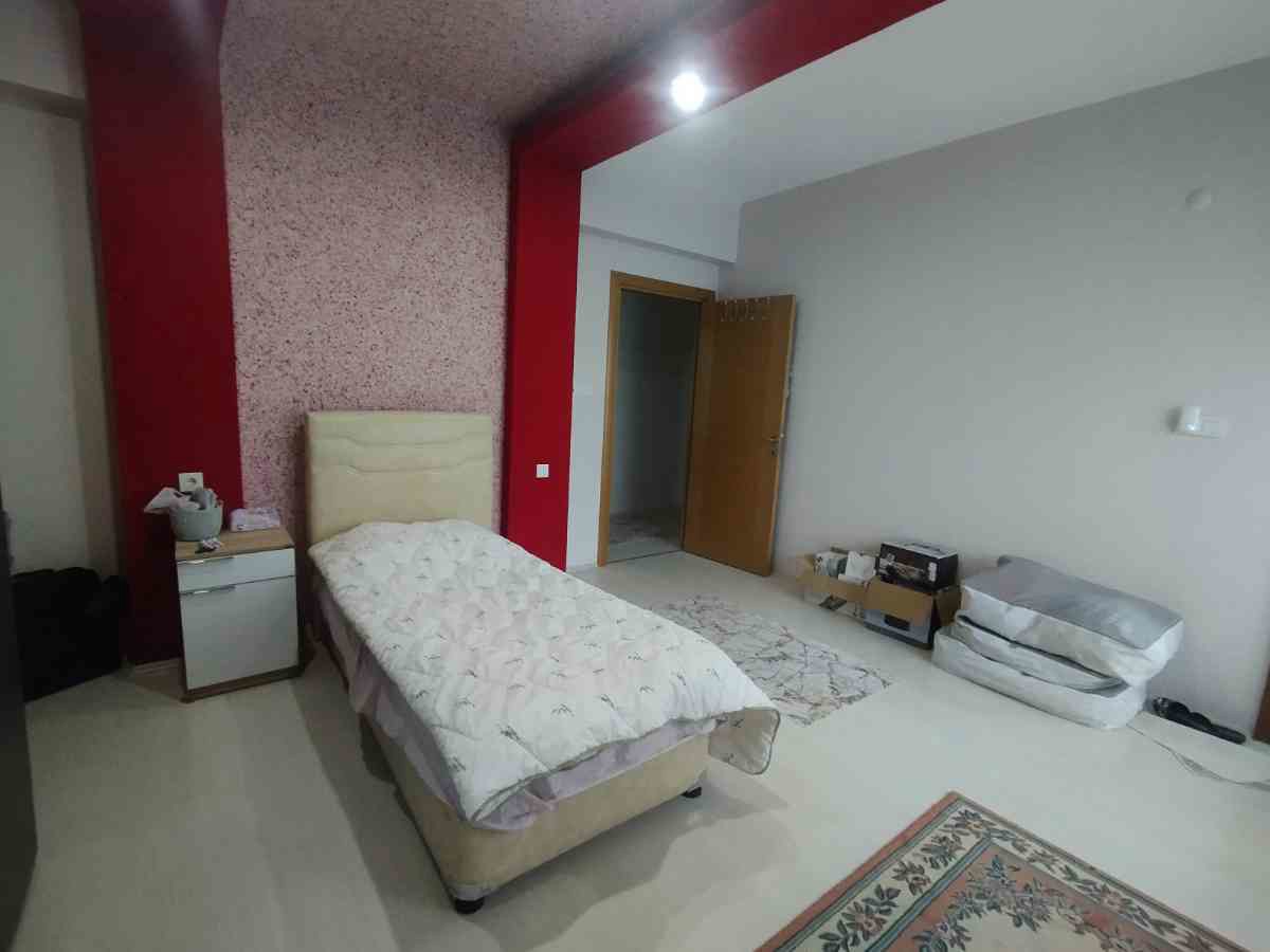 SÜRSÜRÜ MAHALLESİ'NDE SİTE İÇİNDE FULL YAPILI 4+1 KİRALIK DAİRE