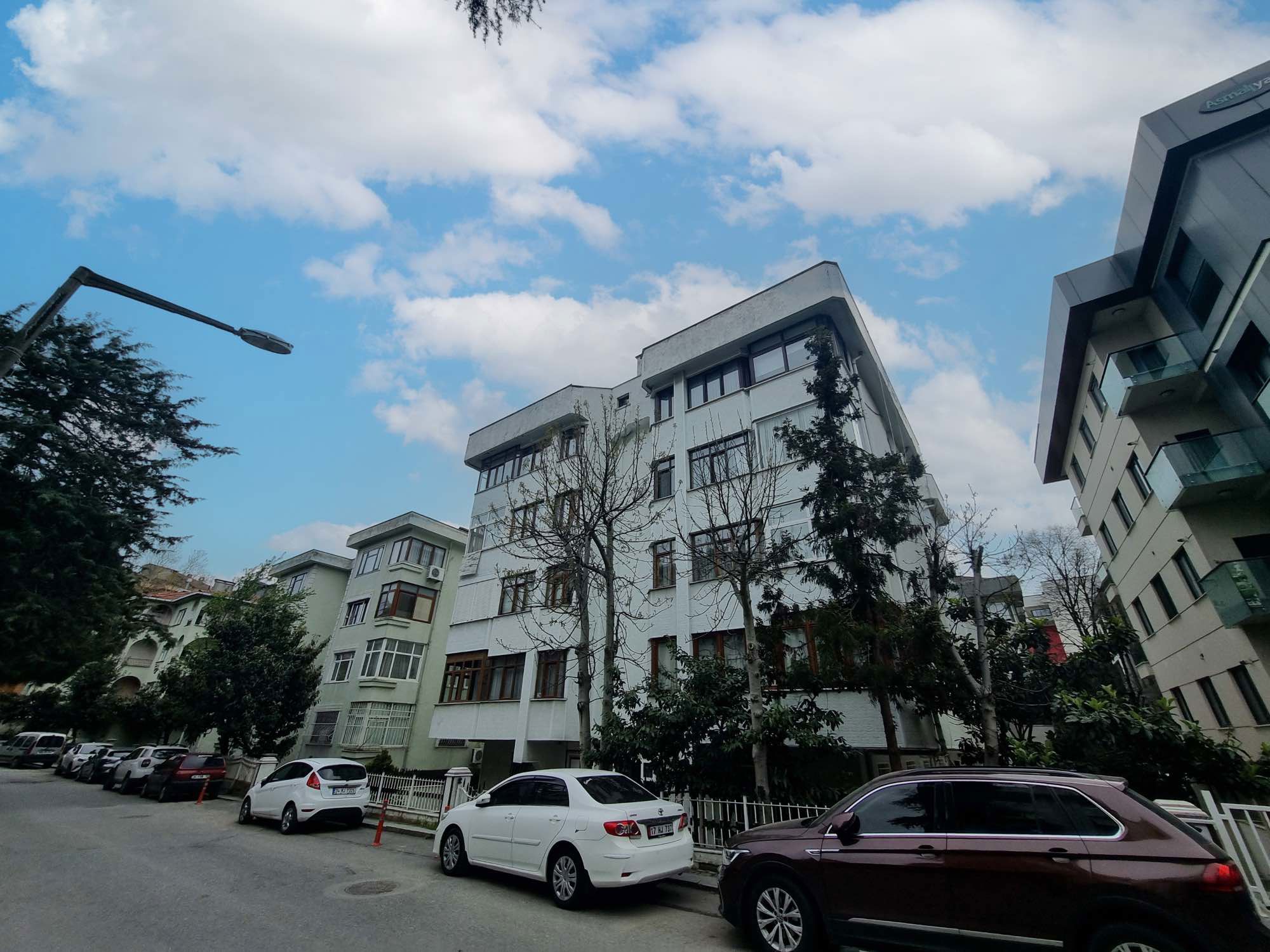 REMAX MASA ÜSKÜDAR ALTUNİZADE 5+2 SATILIK 350M2 DUBLEKS DAİRE