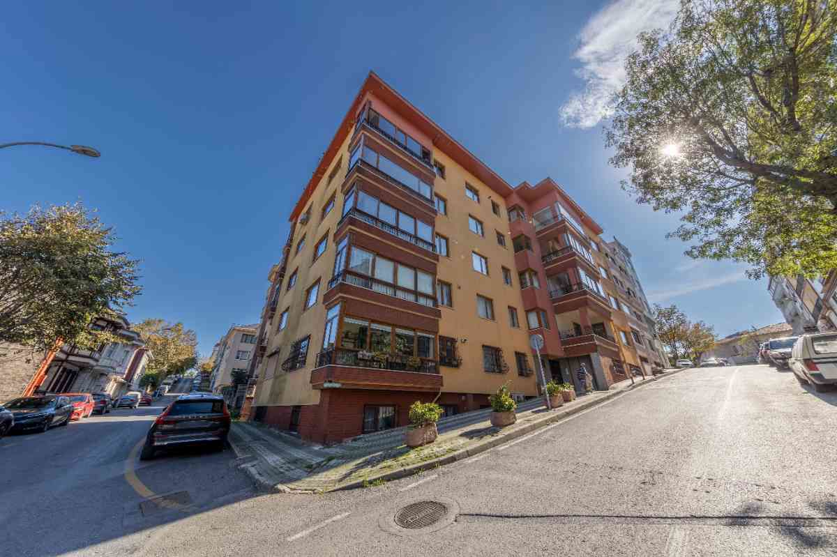 KUZGUNCUĞUN SIRTLARINDA BOĞAZ MANZARALI DUBLEX DAIRE