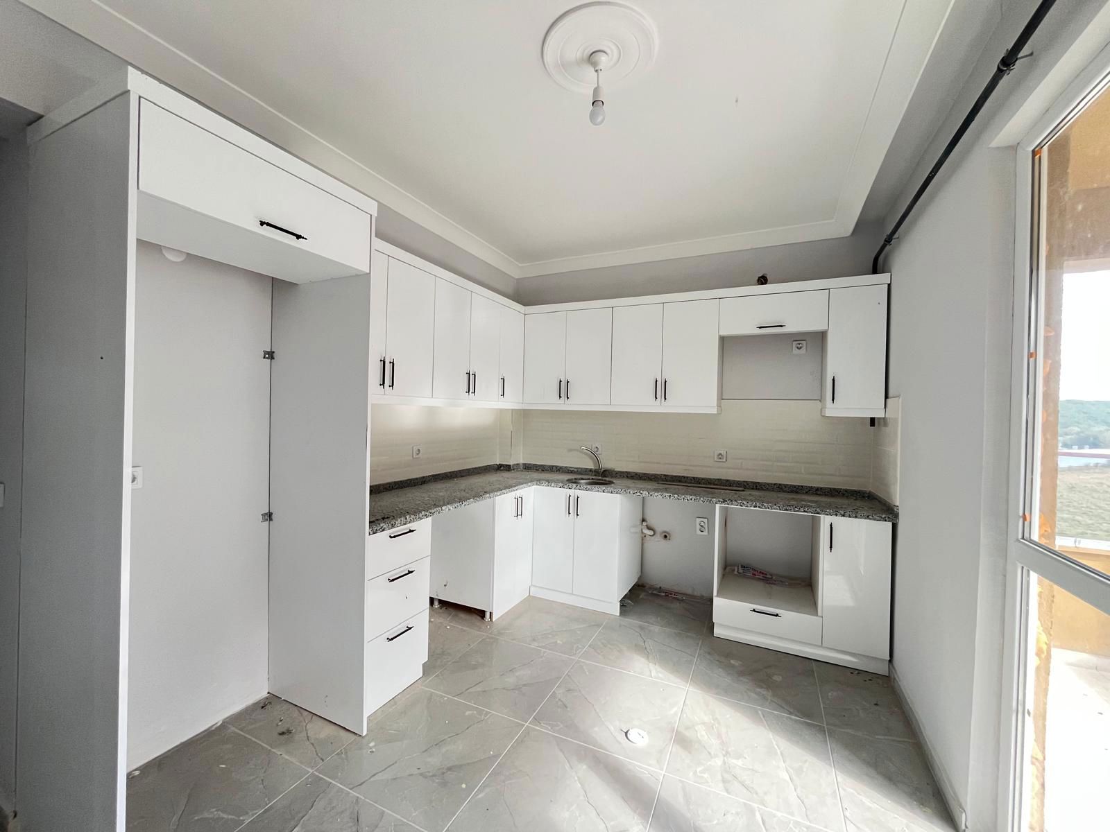 ÇERKEZKÖY İSTASYON MAHALLESINDE KIRALIK 3+1 SIFIR DAIRE
