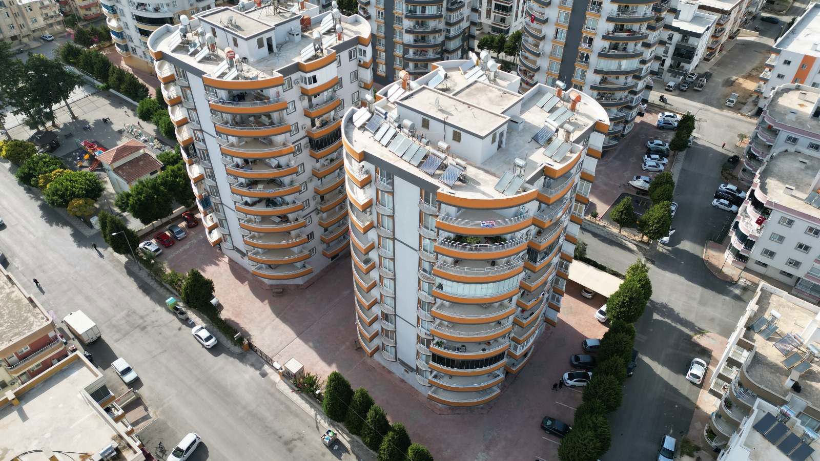 SİLİFKE SAFRAN KONAKLARI' NDA GENİŞ KONFORLU  4+1 SATILIK DAİRE