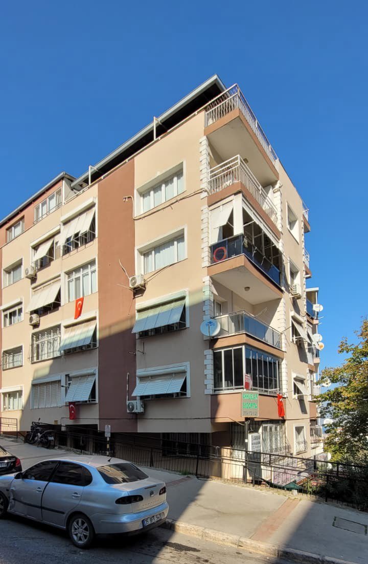 ATATÜRK EĞİTİM VE ARAŞTIRMA HASTANESİNE ÇOK YAKIN MEVKİDE SATILIK ARA KAT 3+1 DAİRE