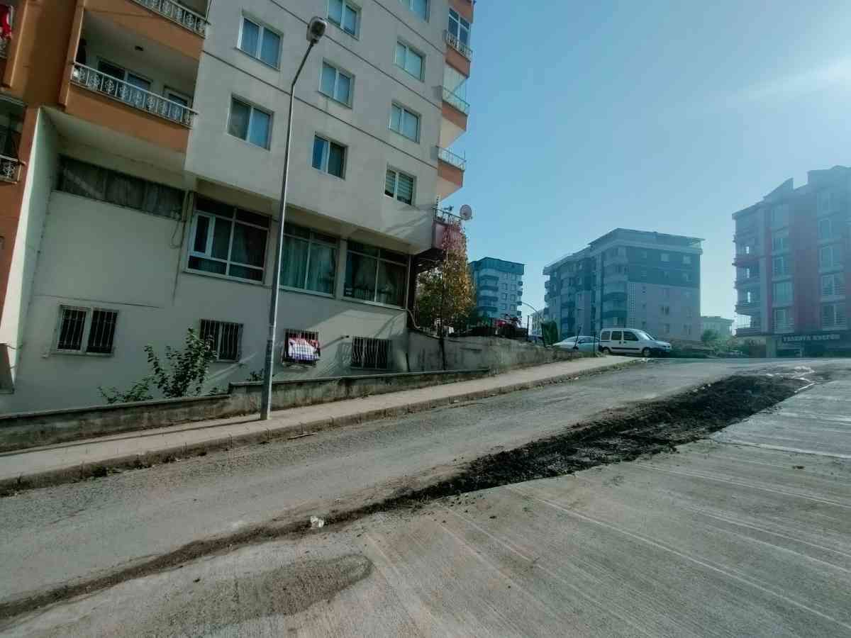 CAĞALOĞLU BULVARI'NDA KIRALIK FERAH 3+1
