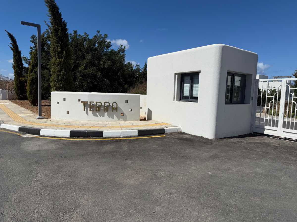 KKTC GİRNE ALSANCAK TERRA PROJESİNDE LÜKS EŞYALI 2+1 DAİRE