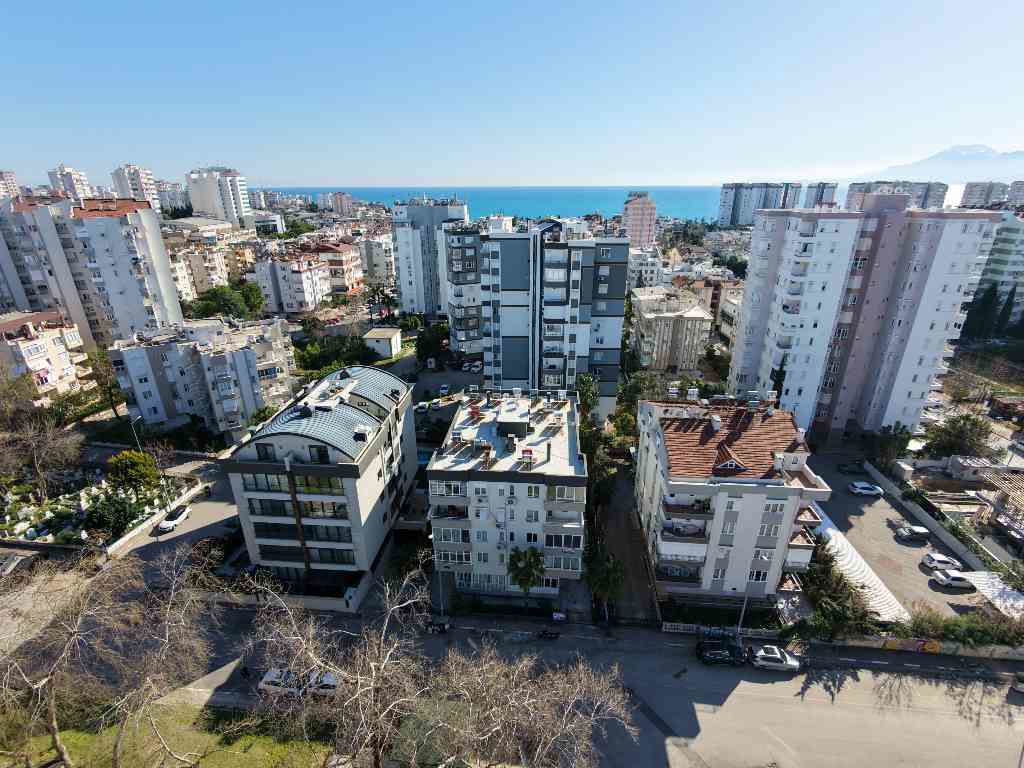 ŞİRİNYALI MERKEZİ KONUMDA ÖNÜ AÇIK KULLANIŞLI 2+1 DAİRE